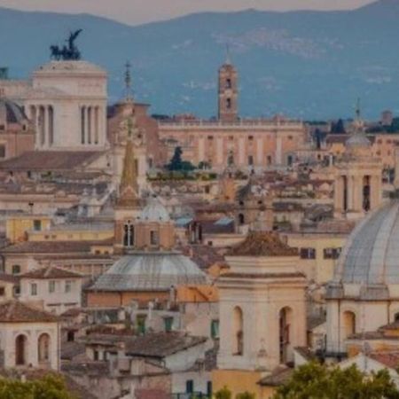 Accanto All'Autostrada Al Centro Tra Roma E Napoli Pontecorvo Zewnętrze zdjęcie